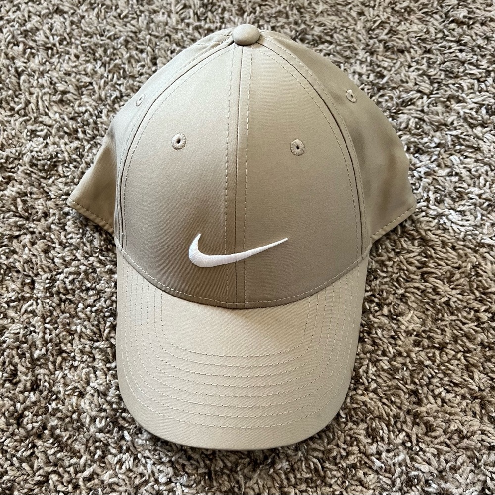 Tan Nike embroidered hat